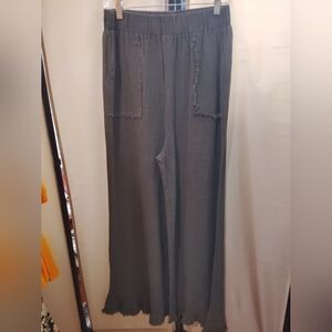 🦋BiBi Charcoal Elastic-Waist Pants with Star Logo Tag